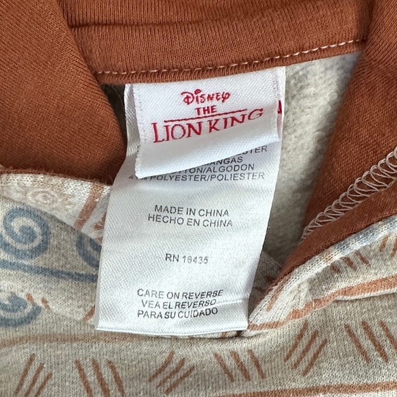 Boxlunch Lion King Patterned Hoodie with Simba Embroidery size 5t - Picture 4 of 8